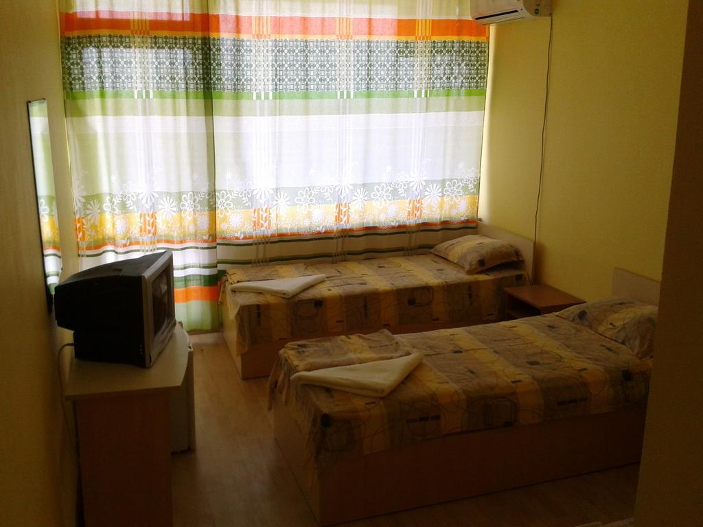 Hotel Zora Кранево Экстерьер фото