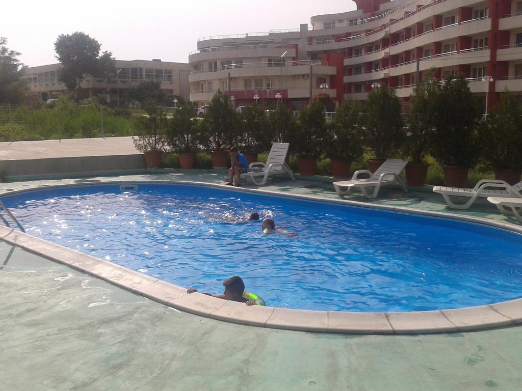Hotel Zora Кранево Экстерьер фото